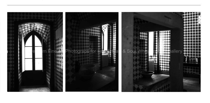 TENEBRISM-10-INTERIORS-Lisbon-Doors-BLACK-AND-WHITE-FINE-ART-PHOTOGRAPHY-FOR-SALE