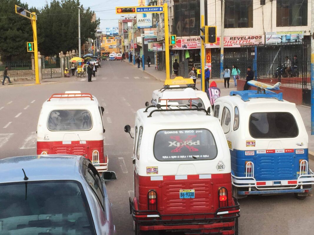 Cusco to Puno Peru Travel by 9 hours Bus Ride, Cusco to Puno Bus Tour in Peru: What You’ll See Along The Way, Bus from Cusco to Lake Titicaca. Traveling from Cusco to Lake Titicaca