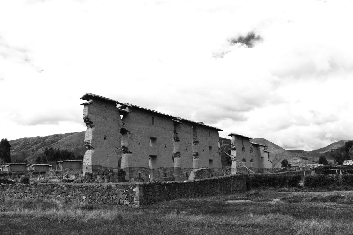 Cusco to Puno Peru Travel by 9 hours Bus Ride, Cusco to Puno Bus Tour in Peru: What You’ll See Along The Way, Bus from Cusco to Lake Titicaca. Traveling from Cusco to Lake Titicaca