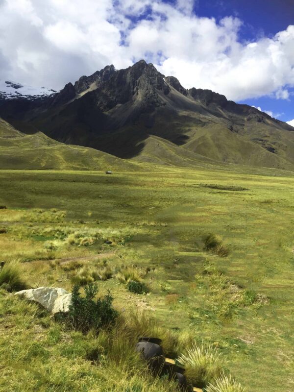 Cusco to Puno Peru Travel by 9 hours Bus Ride, Cusco to Puno Bus Tour in Peru: What You’ll See Along The Way, Bus from Cusco to Lake Titicaca. Traveling from Cusco to Lake Titicaca