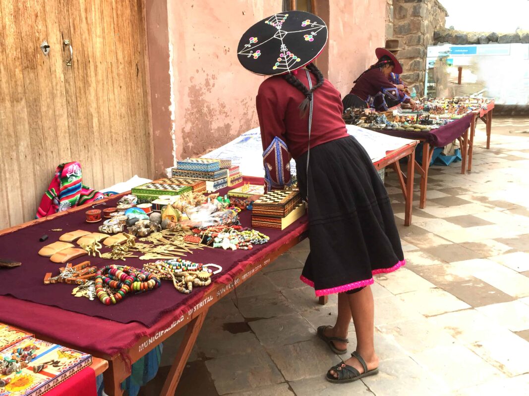 Cusco to Puno Peru Travel by 9 hours Bus Ride, Cusco to Puno Bus Tour in Peru: What You’ll See Along The Way, Bus from Cusco to Lake Titicaca. Traveling from Cusco to Lake Titicaca