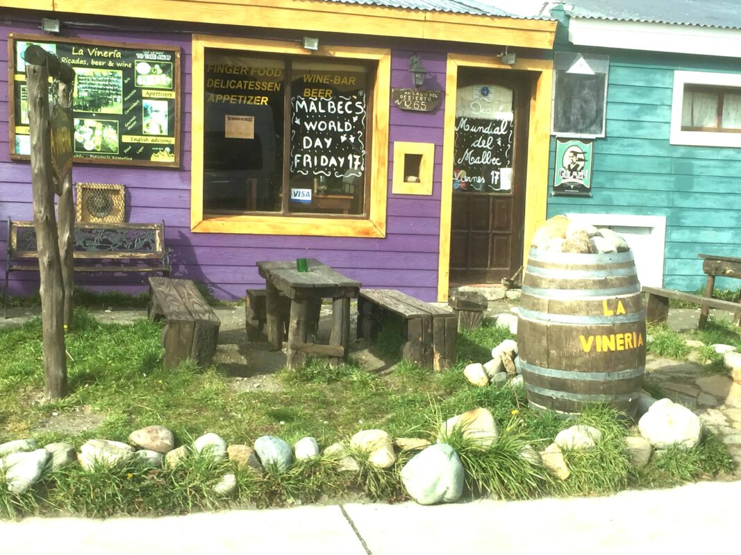 Explore the town or village of El Chaltén Argentina before trekking Mount Fitz Roy Mountain. Los Glaciares National Park in the Argentinean Patagonia. Street Photography in Town of El Chaltén Argentina South America, Travel Photography in El Chaltén Argentina South America blog by Dr Zenaidy Castro