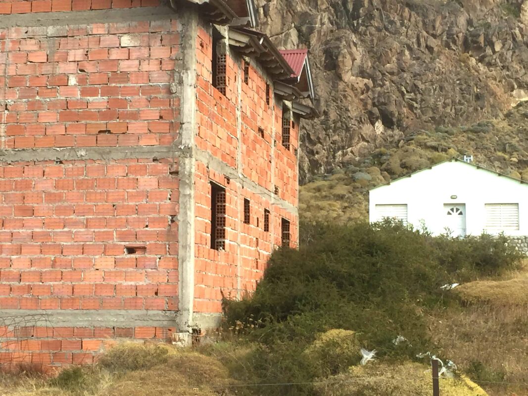 Explore the town or village of El Chaltén Argentina before trekking Mount Fitz Roy Mountain. Los Glaciares National Park in the Argentinean Patagonia. Street Photography in Town of El Chaltén Argentina South America, Travel Photography in El Chaltén Argentina South America blog by Dr Zenaidy Castro