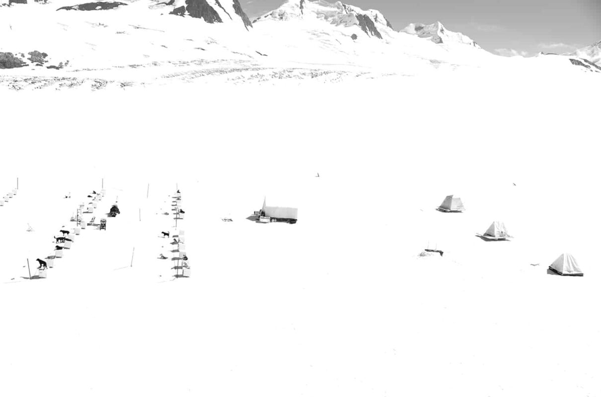 Glacier Landing with Dog Sledding adventure Alaska, Glacier Dog Sledding & Helicopter Tour, Glacier Dog Sled Adventure, Alaska Glacier Dogsledding plus Lower Glacier Landing