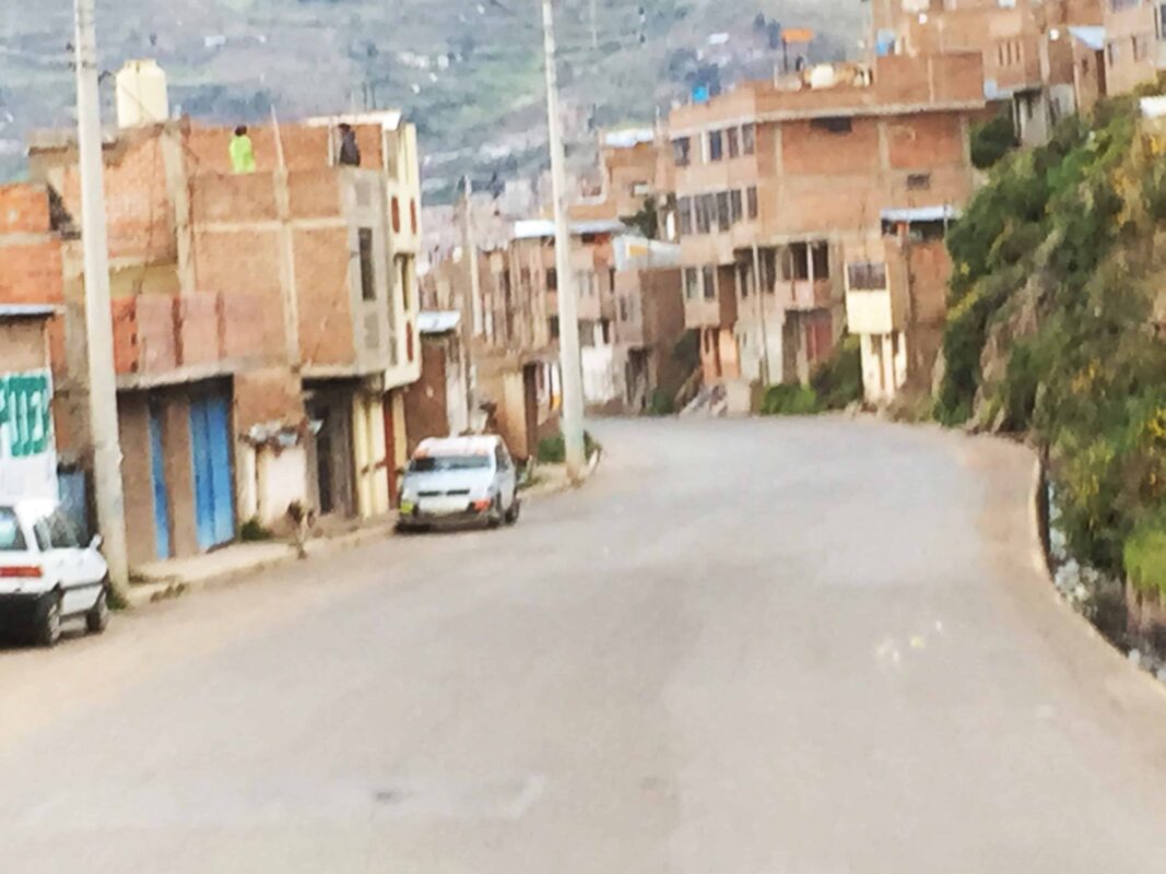 Cusco to Puno Peru Travel by 9 hours Bus Ride, Cusco to Puno Bus Tour in Peru: What You’ll See Along The Way, Bus from Cusco to Lake Titicaca. Traveling from Cusco to Lake Titicaca