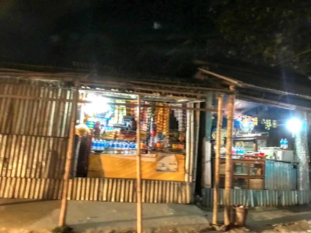 Street Photography in India, Street Photos in Rural India, Travel Photography blog by Dr Zenaidy Castro, travel blogger and wanderlust blogger life blog life travel blogging India