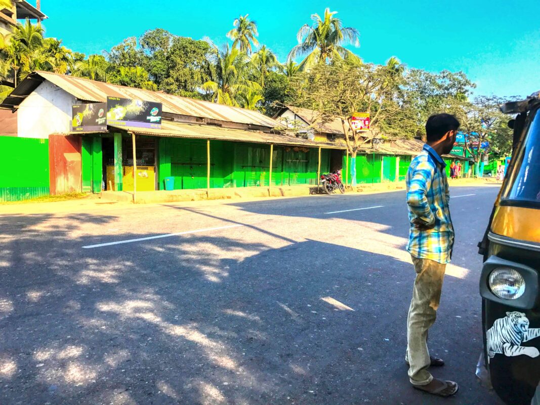 Street Photography in India, Street Photos in Rural India, Travel Photography blog by Dr Zenaidy Castro, travel blogger and wanderlust blogger life blog life travel blogging India