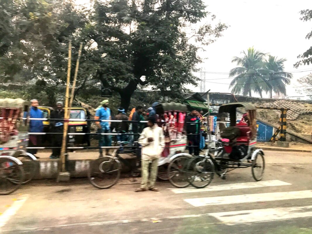 Street Photography in India, Street Photos in Rural India, Travel Photography blog by Dr Zenaidy Castro, travel blogger and wanderlust blogger life blog life travel blogging India