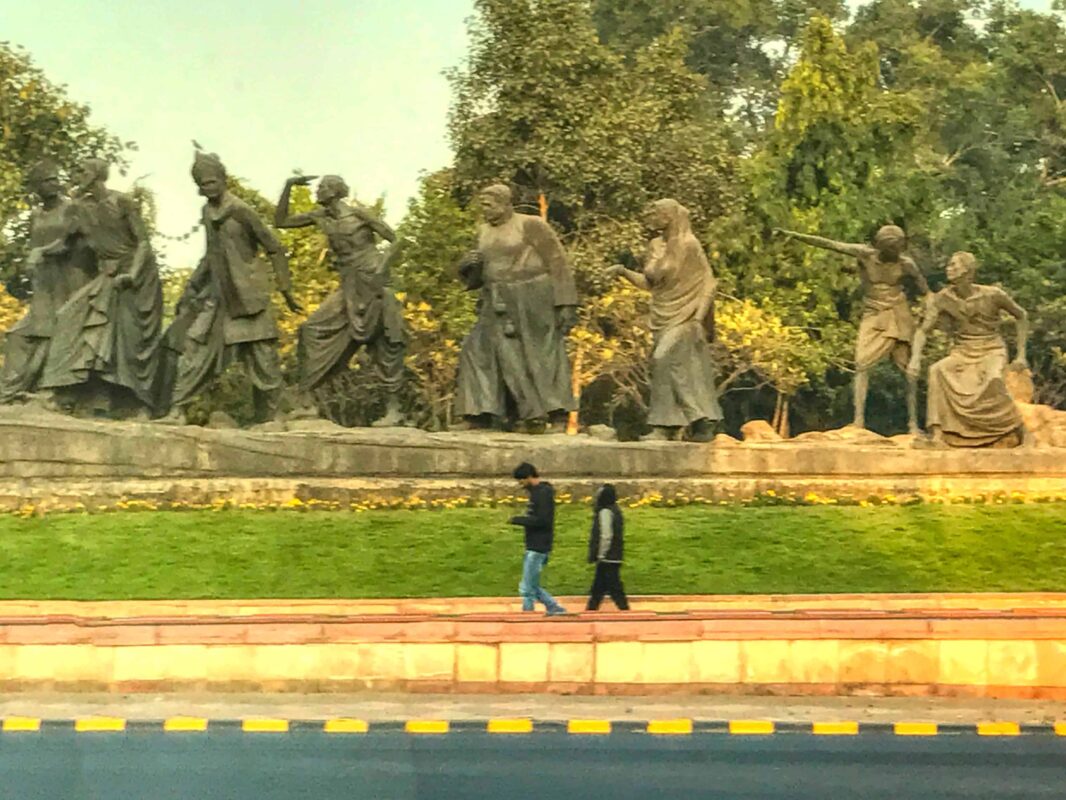 Street Photography in India, Street Photos in Rural India, Travel Photography blog by Dr Zenaidy Castro, travel blogger and wanderlust blogger life blog life travel blogging India