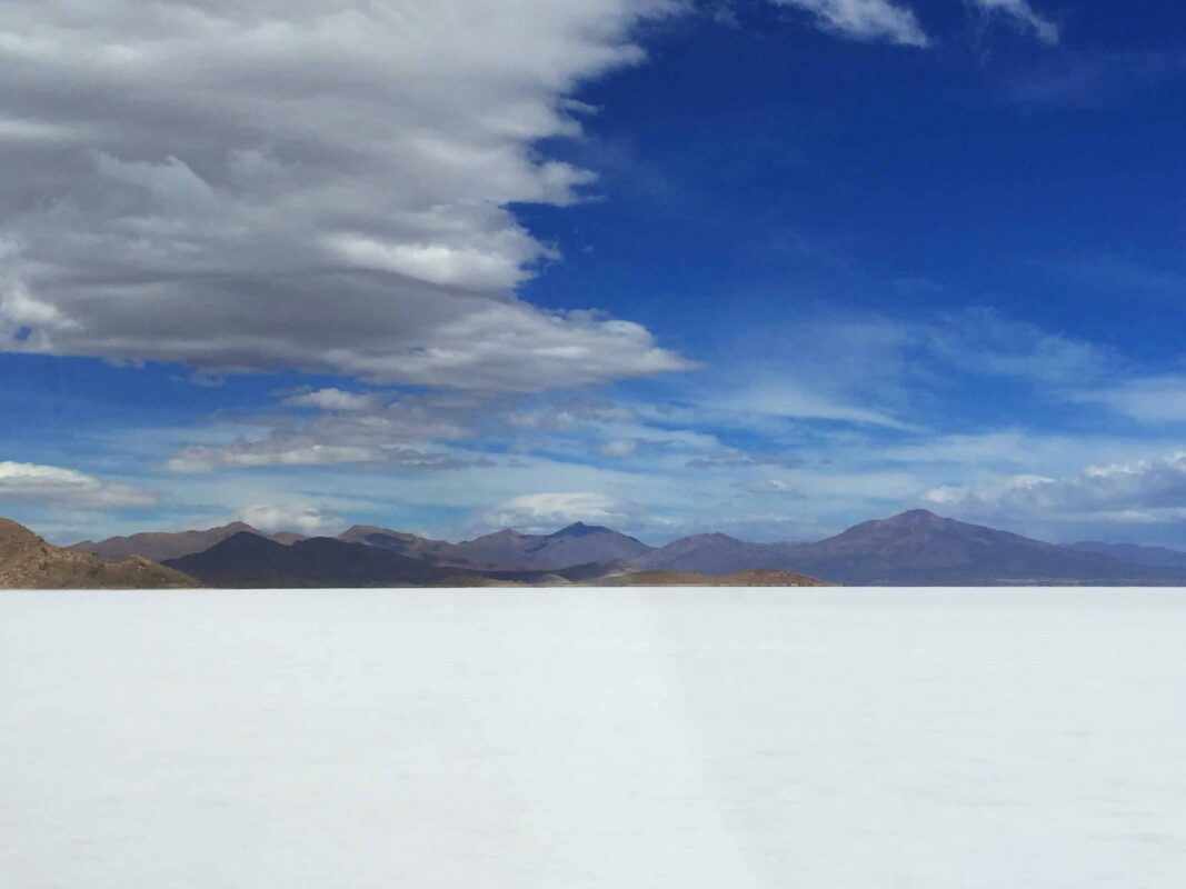 Salar De Uyuni Salt Flats, Bolivia's Desert, Salt Flat Bolivia South America, Bolivia Salt Flats Uyuni, Uyuni Salt Flats The Deserts Of Bolivia, Uyuni Bolivia Salt Flat Tours