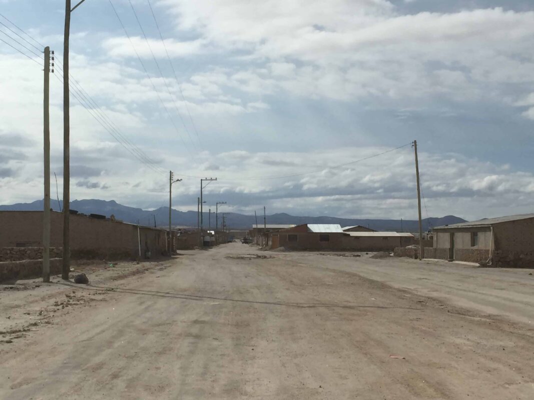 Salar De Uyuni Salt Flats, Bolivia's Desert, Salt Flat Bolivia South America, Bolivia Salt Flats Uyuni, Uyuni Salt Flats The Deserts Of Bolivia, Uyuni Bolivia Salt Flat Tours