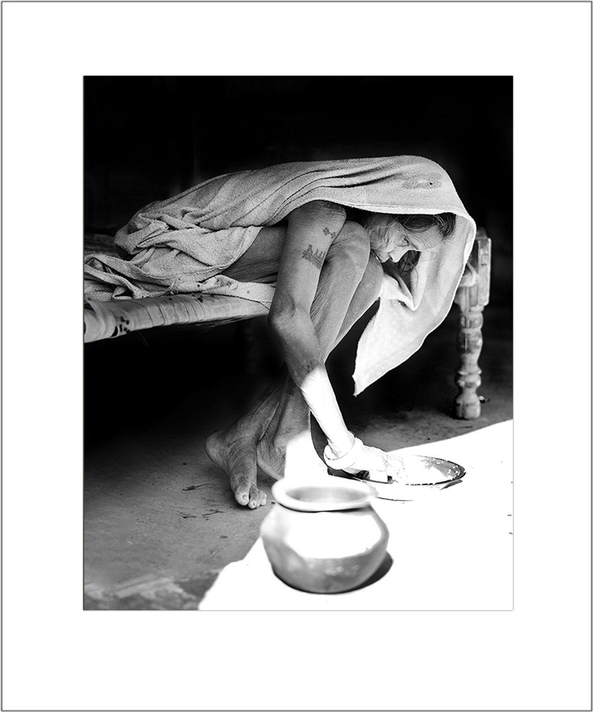 Dr Zenaidy Castro, General and Cosmetic Dentist in Melbourne Australia, Black and White Photographer. Abstract Artist, Australian woman Photographer, Art and Dentistry, Photography and Design, Creative Professionals, Painter-Photographers, Inspiring story of Female Entrepreneurs, 