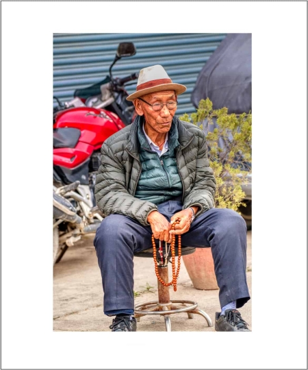 People-Photographs-and-Street-photography-Photos-For-Sale-105